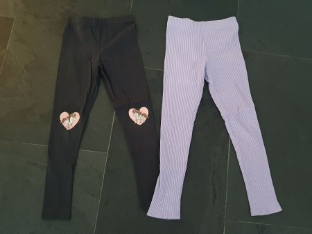 ++ 2x Leggings ++ Gr. 122 / 128 in violett und grau ++