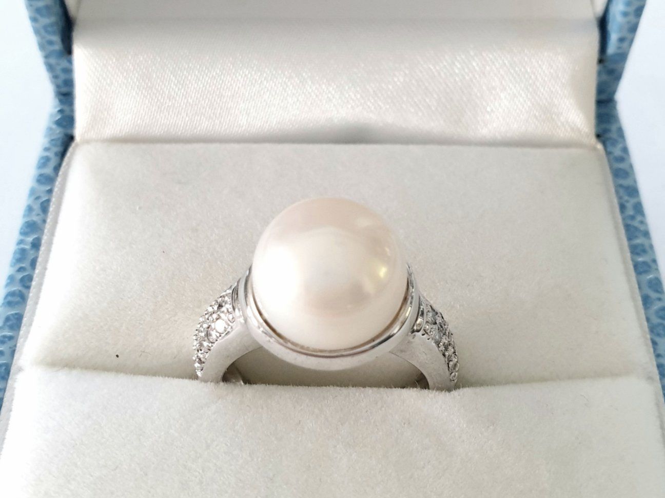 Anelli: Silberring 925  mit Echt Perlen, elegant & beruhigend - Neu – Nuovo e nell'imballaggio originale da Uetikon am See venduto da Coralreef 2