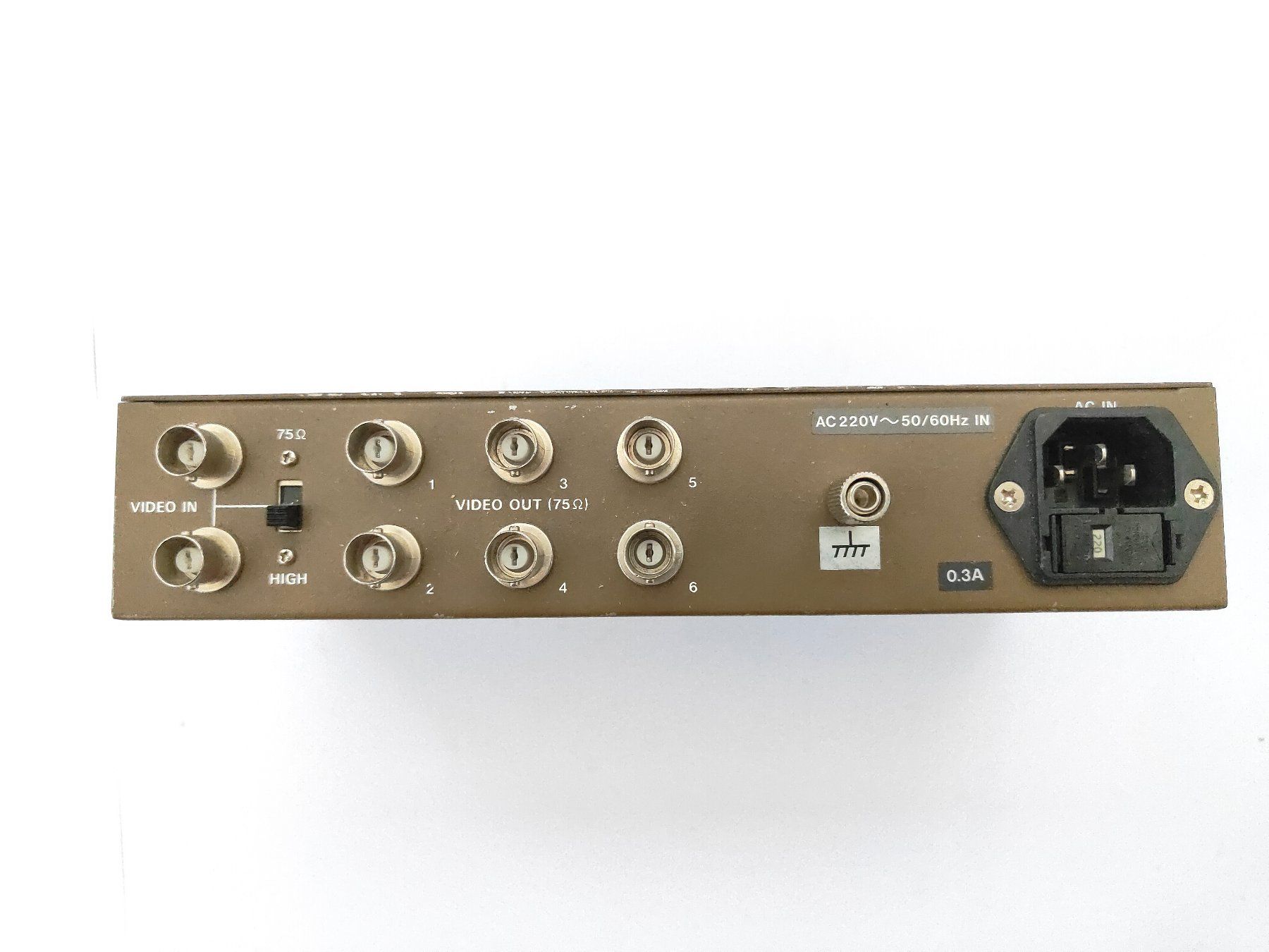 Amplificatori: Fora VDA-106 Video Verteiler Verstärker – Usato da Zürich venduto da mobilix 3