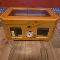 Cave à cigares de luxe en bois, avec humidificateur!