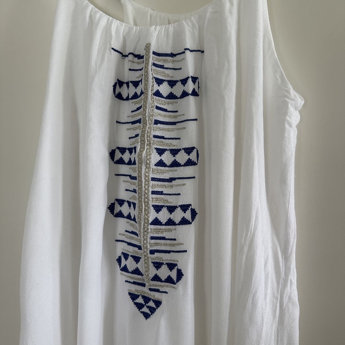Goa Vestiti: WHITE BOHO HIPPIE DRESS S M – Usato da Zofingen venduto da JumpInVintage 2
