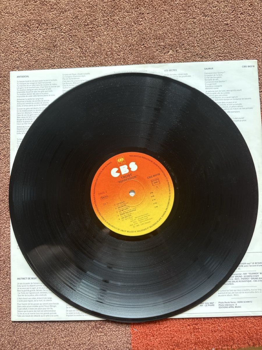 Dischi in vinile: Trust Répression Antisocial France LP – Usato da Givisiez venduto da My_favorite_shop 2