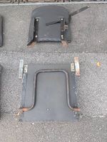 2x Defender inward facing seats