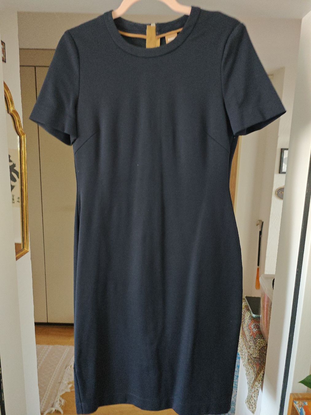 Hugo Boss Vestiti: Hugo Boss Size 36 Navy – Usato da Cham venduto da seb_tl7j