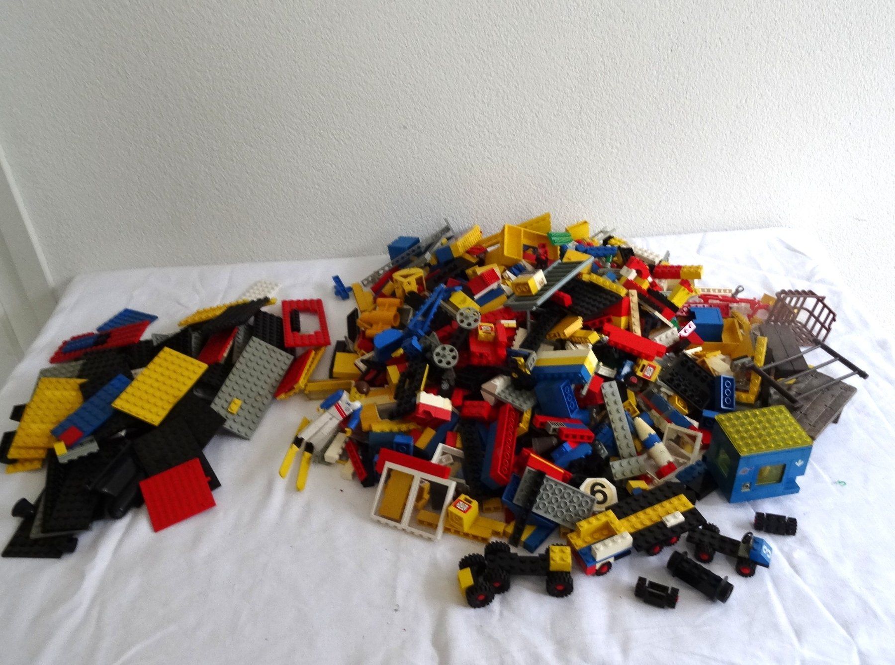 Lego Giocattoli: Lot Legoteile – Usato da Minusio venduto da Mer66 1
