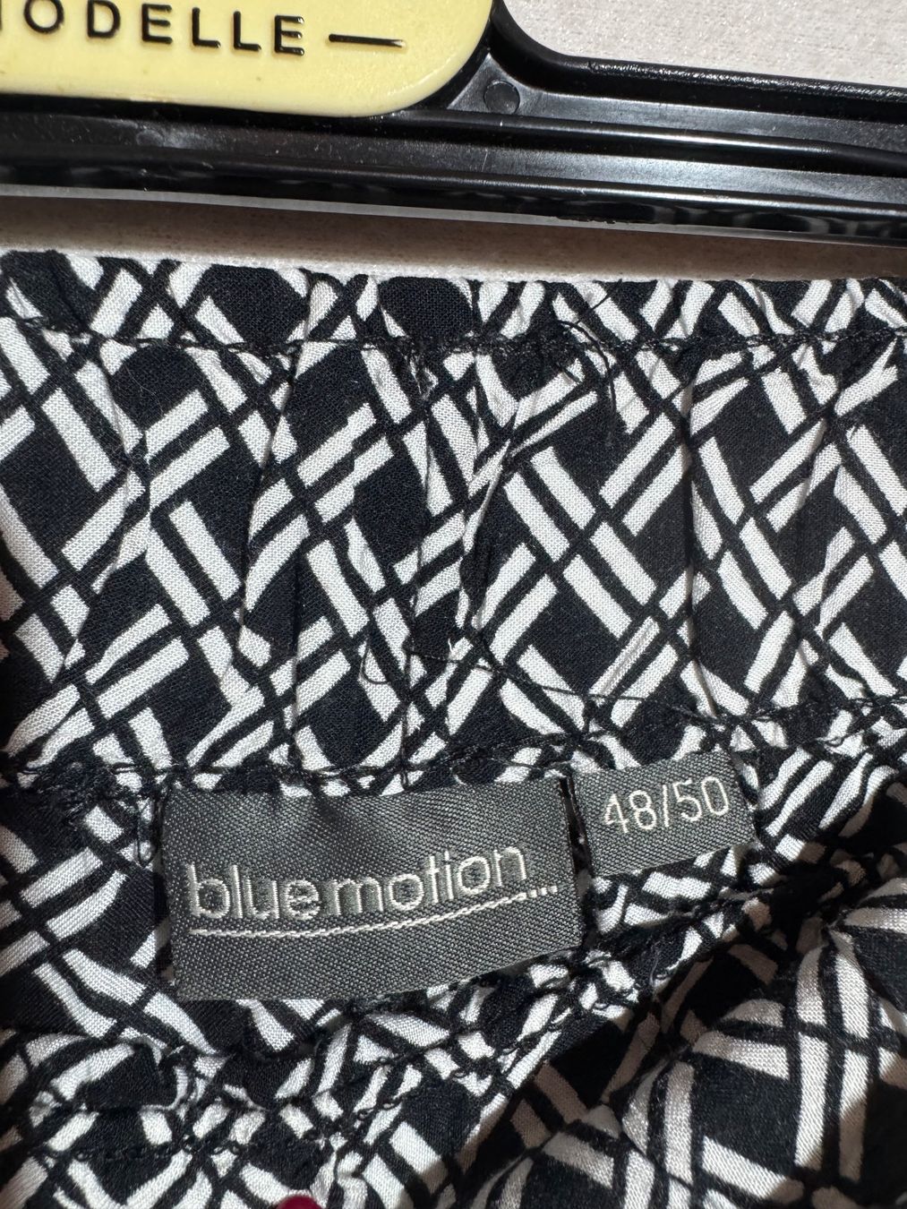 Pantaloni: Gemusterte Stoffhose von Bluemotion Gr. 48/50 – Usato da Grosswangen venduto da SALE_SALE_SALE 1