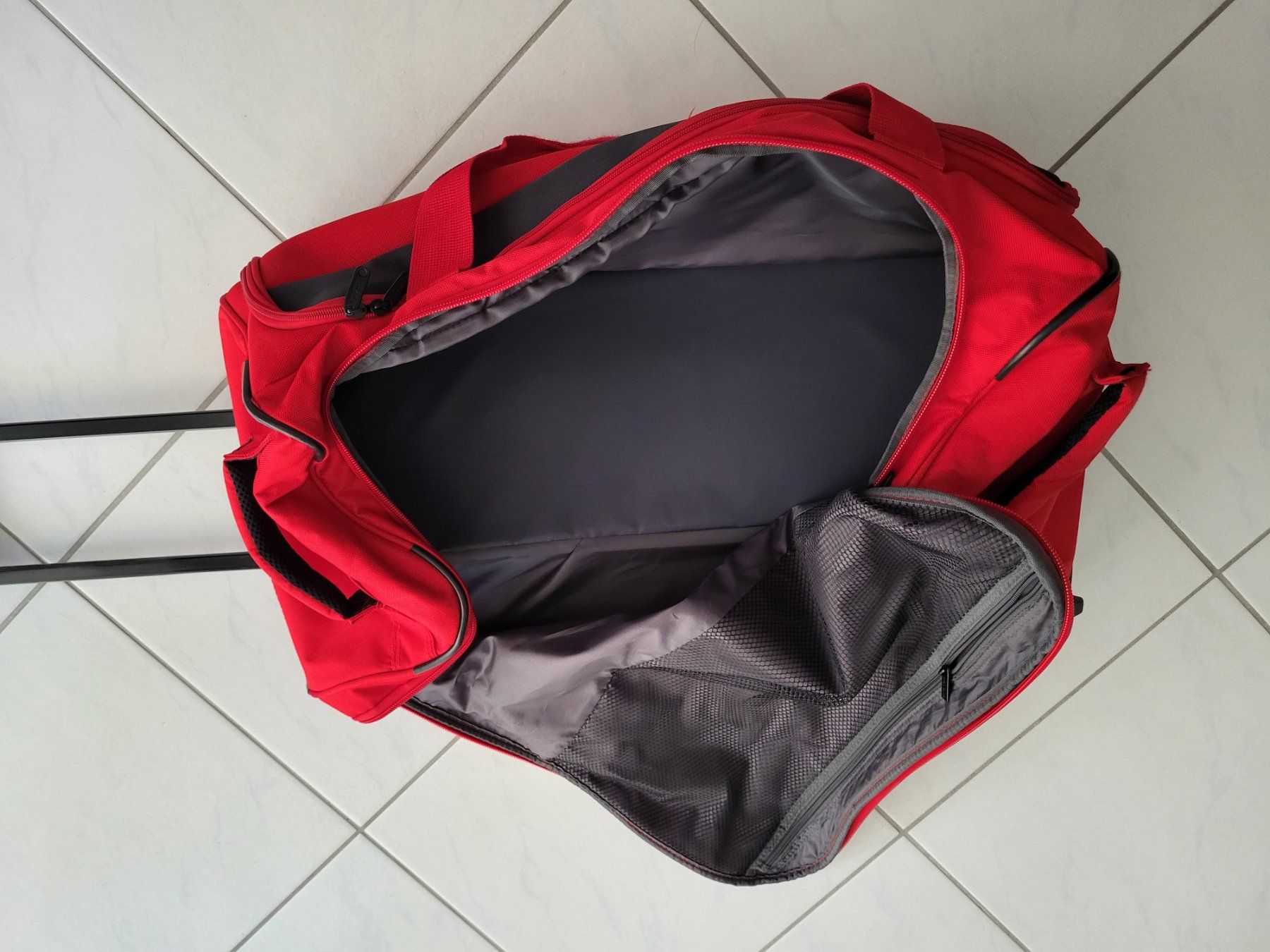 Borse: Reisetasche rot / travelite – Usato da Eschlikon TG venduto da Hirzliblick 4