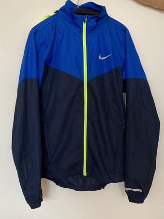Herren Nike Regen- & Laufjacke blau Grösse S guter Zustand