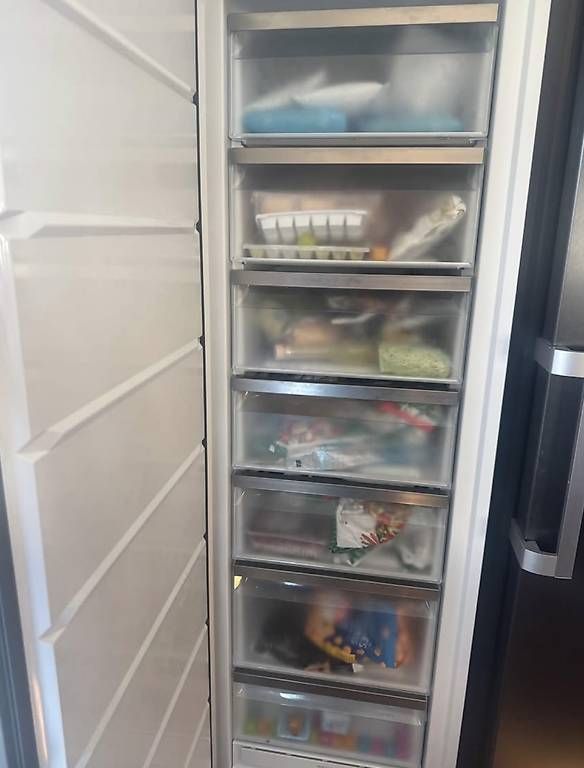 Miele Frigoriferi: Frigidaire et congélateur Miele – Usato da Vétroz venduto da miss04 3