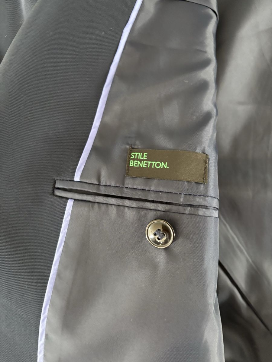 Anzüge: Wunderschöner eleganter Blazer von Benetton – Neu (gemäss Beschreibung) aus Remetschwil von est_zk69 1