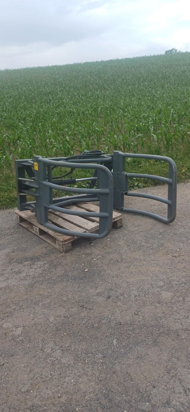 Weidemann Chargeur de ferme: Ballenzange Weidemann – Défectueux à Grosswangen par jepe555