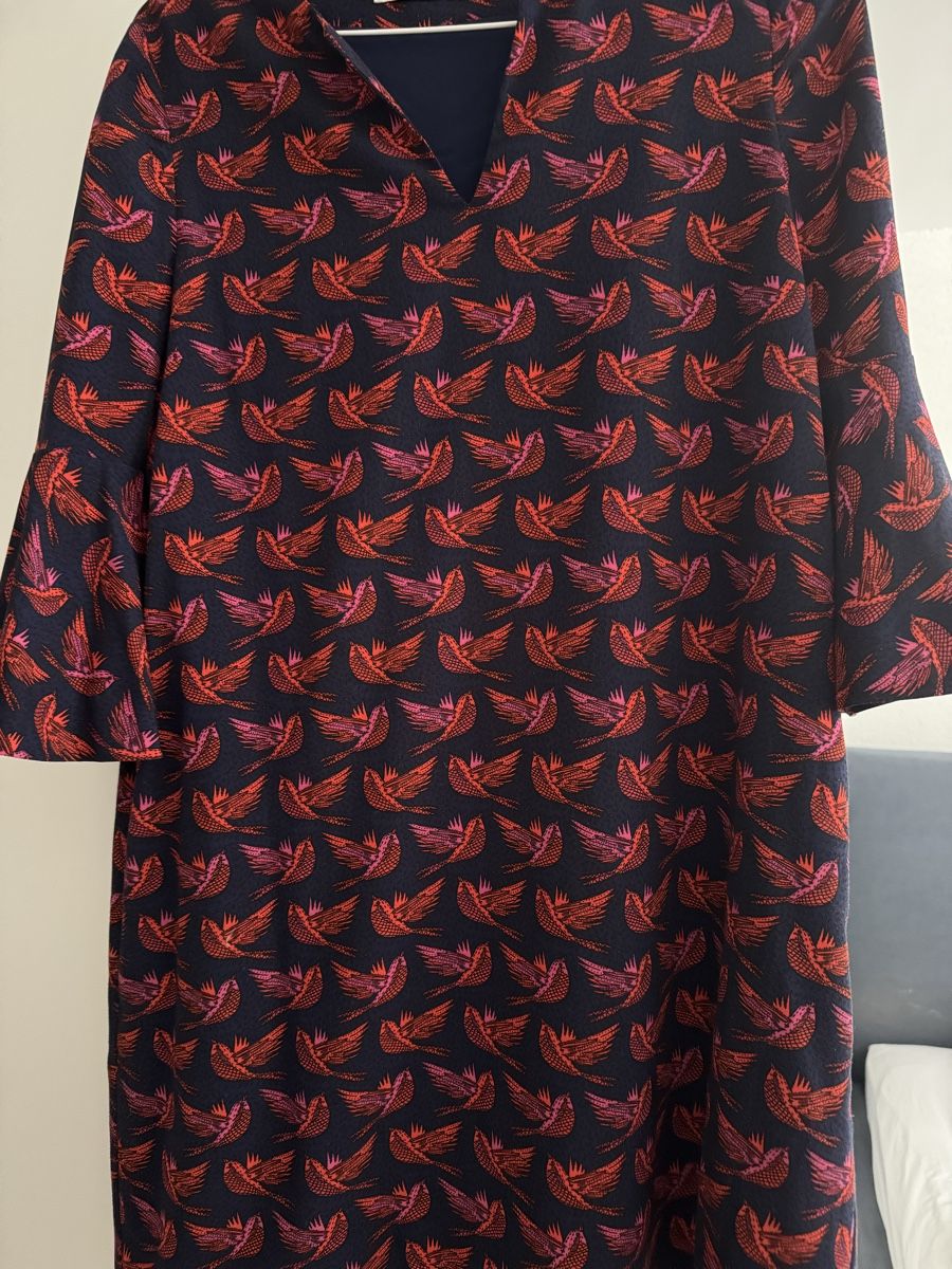 Essentiel Antwerp Robes: Essential Antwerp Kleid mit Vögeln – D'occasion à Zürich par ann_j9z9