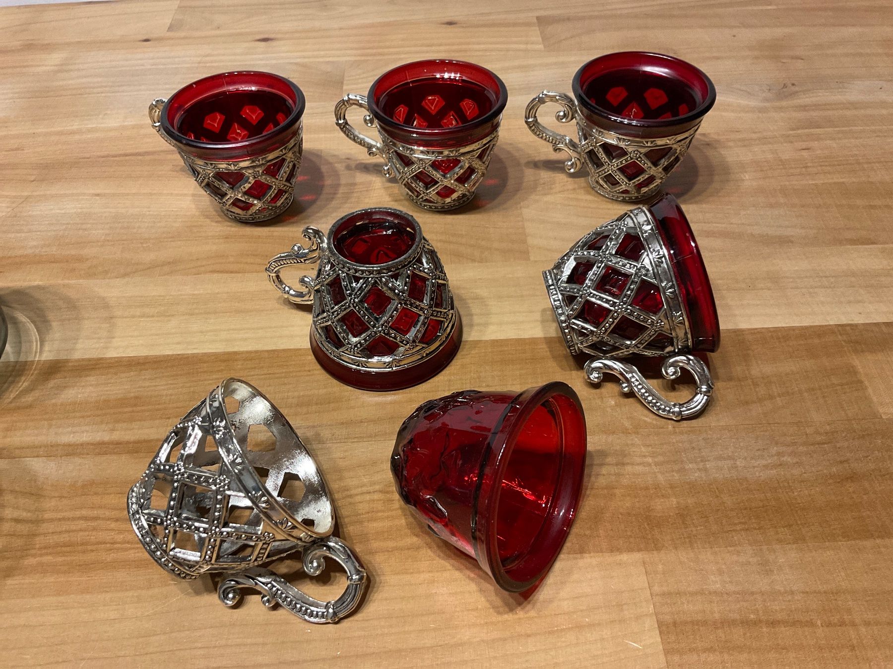 Tasses: kleine Tassen 6 stk. – D'occasion à Rümlang par baselsale1