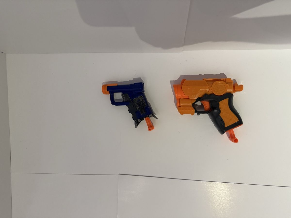 Spielzeuge: Kleine Nerpistolen – Gebraucht aus Gutenswil von Cresto 2