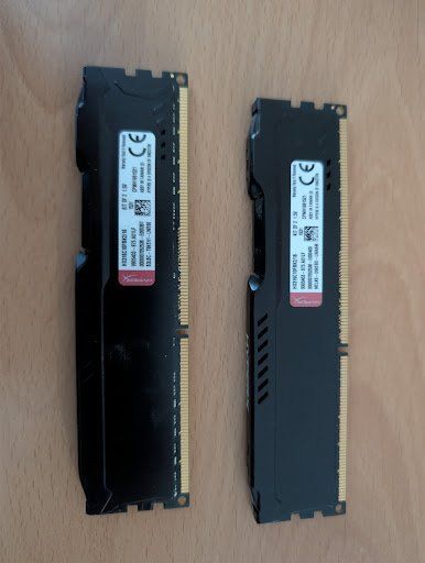Kingston Mémoires / RAM: Kingston 2x 8GB RAM – D'occasion à Sargans par dufl