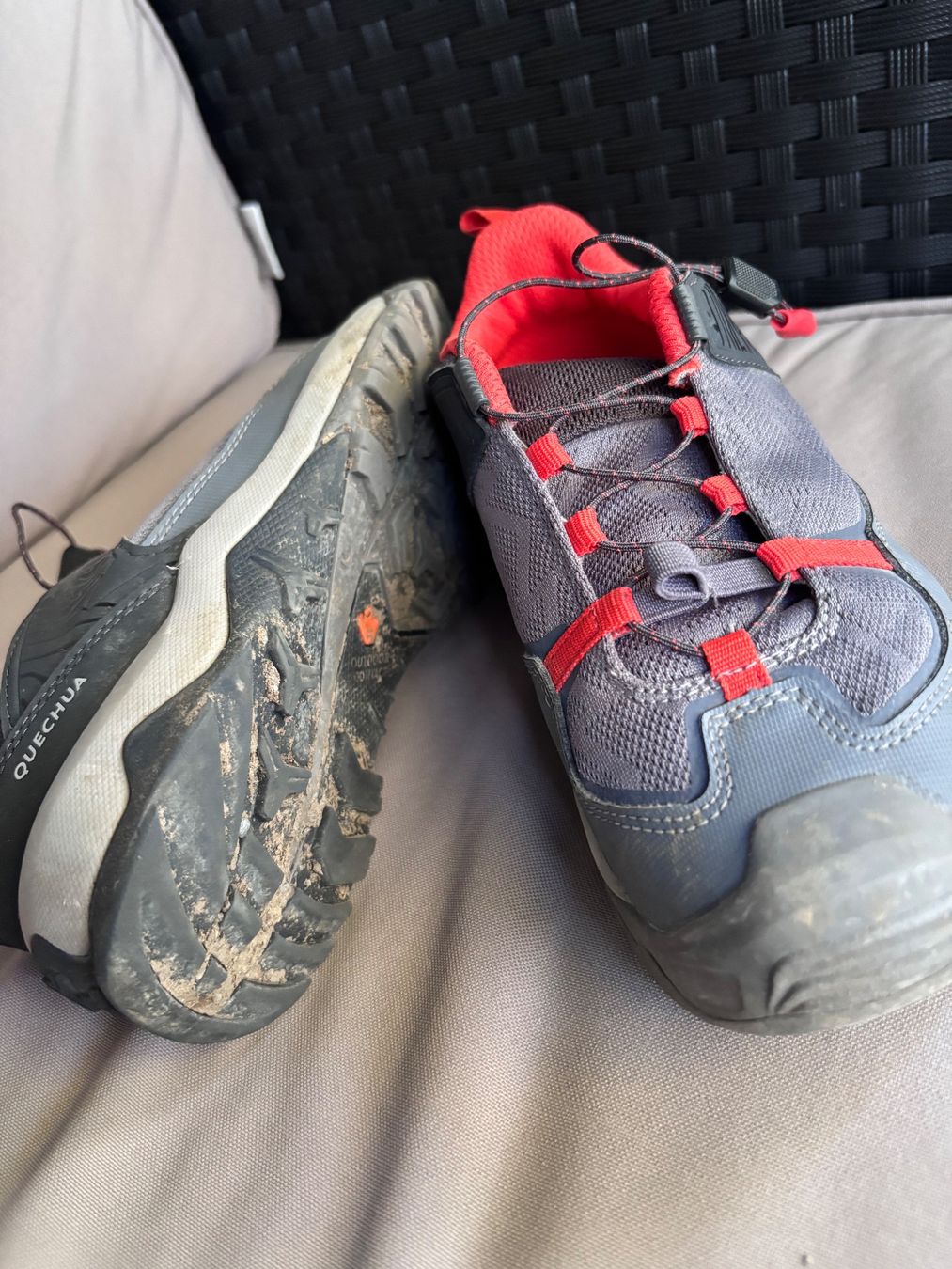 Decathlon Chaussures hommes: Quechua Wanderschuhe Grau Rot Grösse 36 – D'occasion à Zürich par engebrunau 3