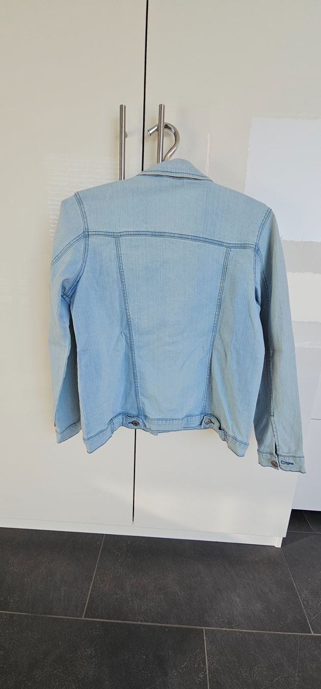 Jacken: Jeansjacke NEU 44/46 – Neu (gemäss Beschreibung) aus Rüti / ZH von Diver40 1