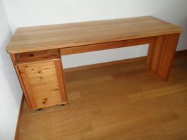 Pult aus Tannenholz plus Korpus