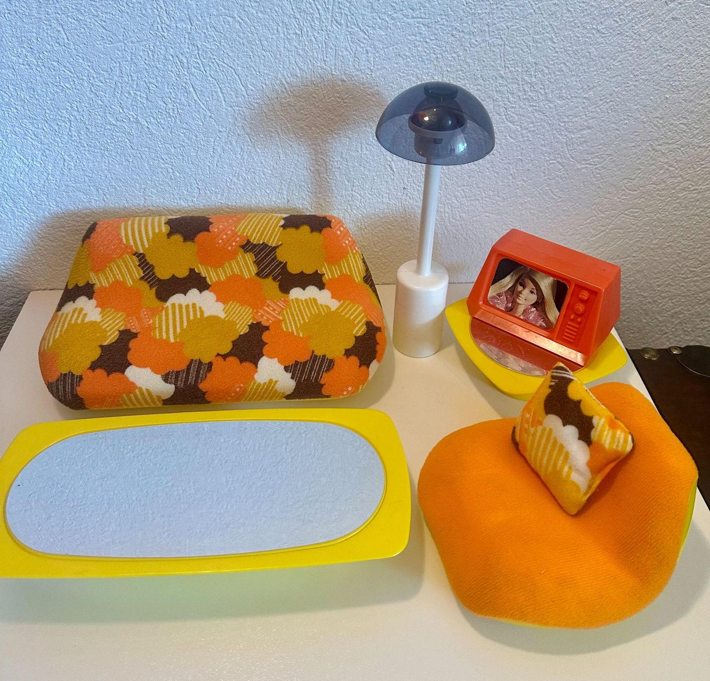 Barbie Case e mobili per bambole: Meubles vintage Barbie – Usato da Le Mont sur Lausanne venduto da pet_jl95