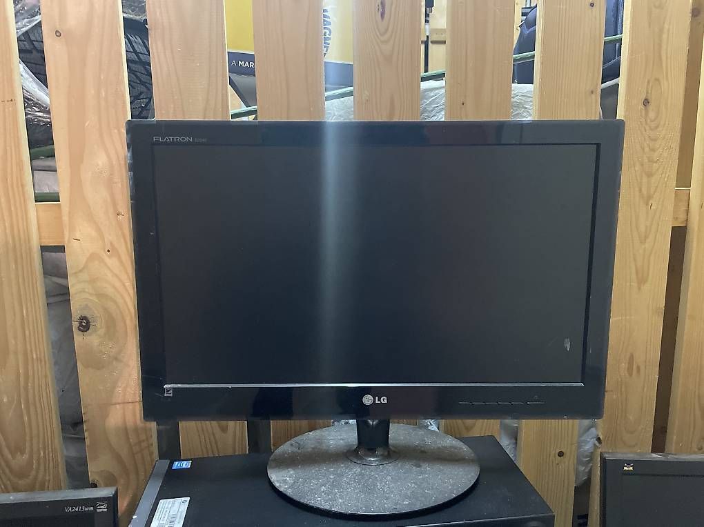 PC: Hp Pc intel core i7 mit 4 Bildschirm zum verkaufen  – Usato da Bürglen TG venduto da Bessim83 4