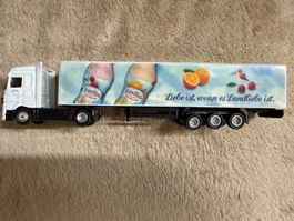 Werbetruck Liebe ist, wenn es Landliebe ist