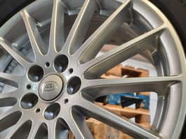 RangeRover V E L A R   Winterräder 18 Zoll