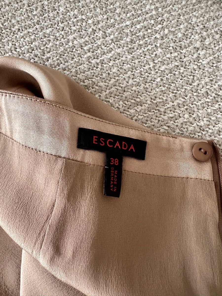 Gonne: Escada Silk skirt xs – Usato da Zürich venduto da Ele_fashionista 3
