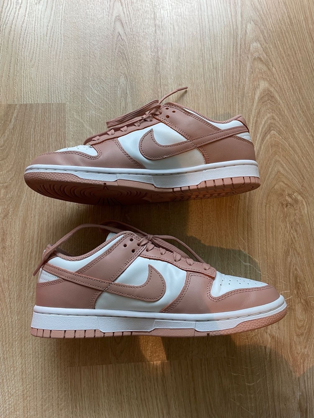 Nike Scarpe da donna: Nike dunk low rose whisper (Grösse 40) – Usato da Zufikon venduto da SULMI02 1