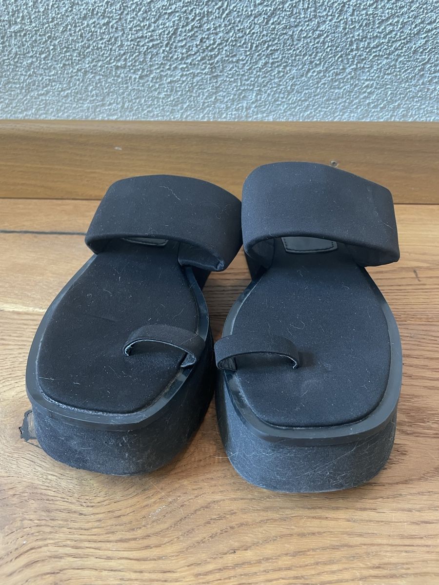 Zara Scarpe da donna: Zara Black Platform Sandals, Size 39 – Nuovo (secondo la descrizione) da Roche VD venduto da closetcleanse 2