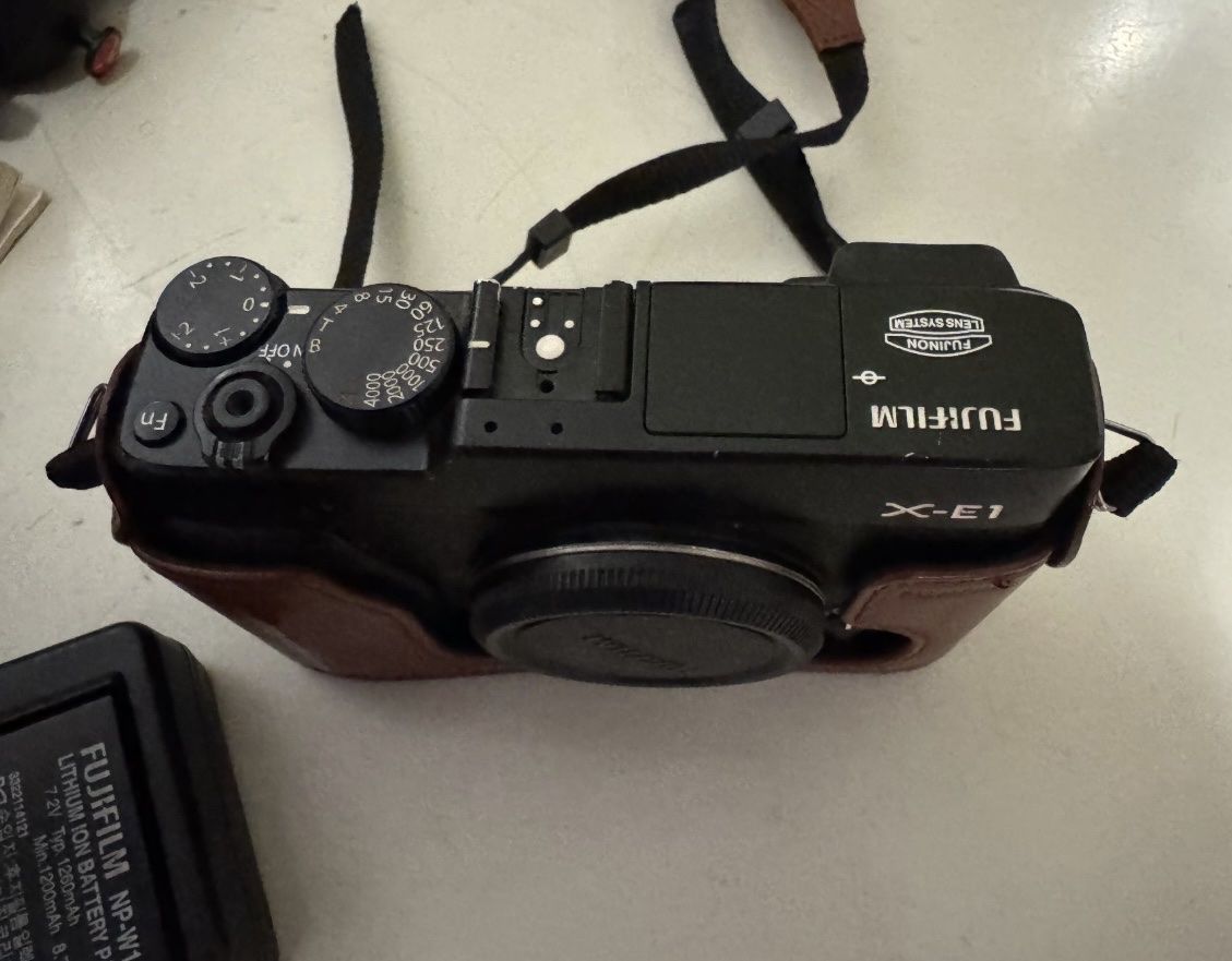 Fujifilm Kamera: Fujifilm X-e1 – Gebraucht aus Glattbrugg von castway.1 1