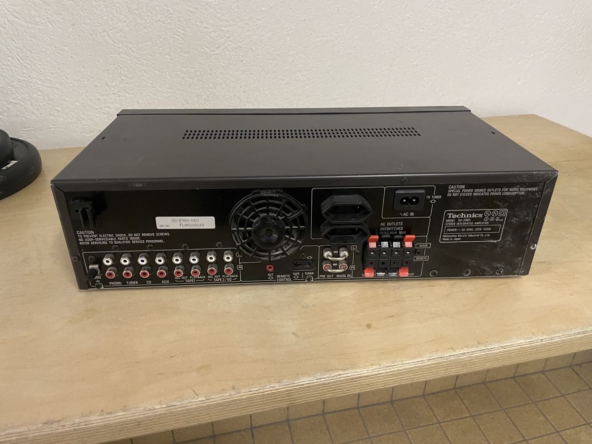 Technics Verstärker: Technics Stereo Integrated Amplifier SU-Z600 – Gebraucht aus Zürich von Leistong 3