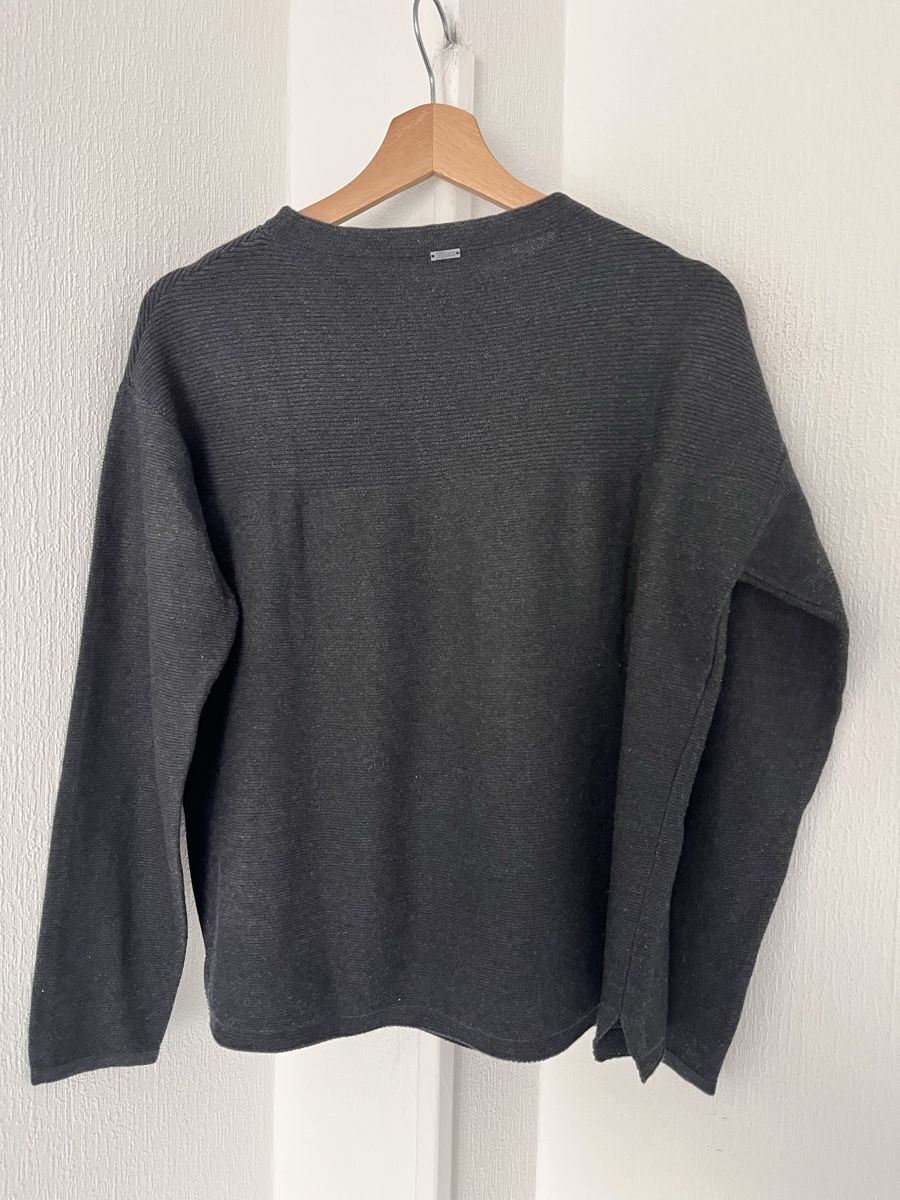 Nile Maglioni & Felpe: Nile Pullover in Dark Grey Size M Good Condition – Usato da Lausanne venduto da Danash 3