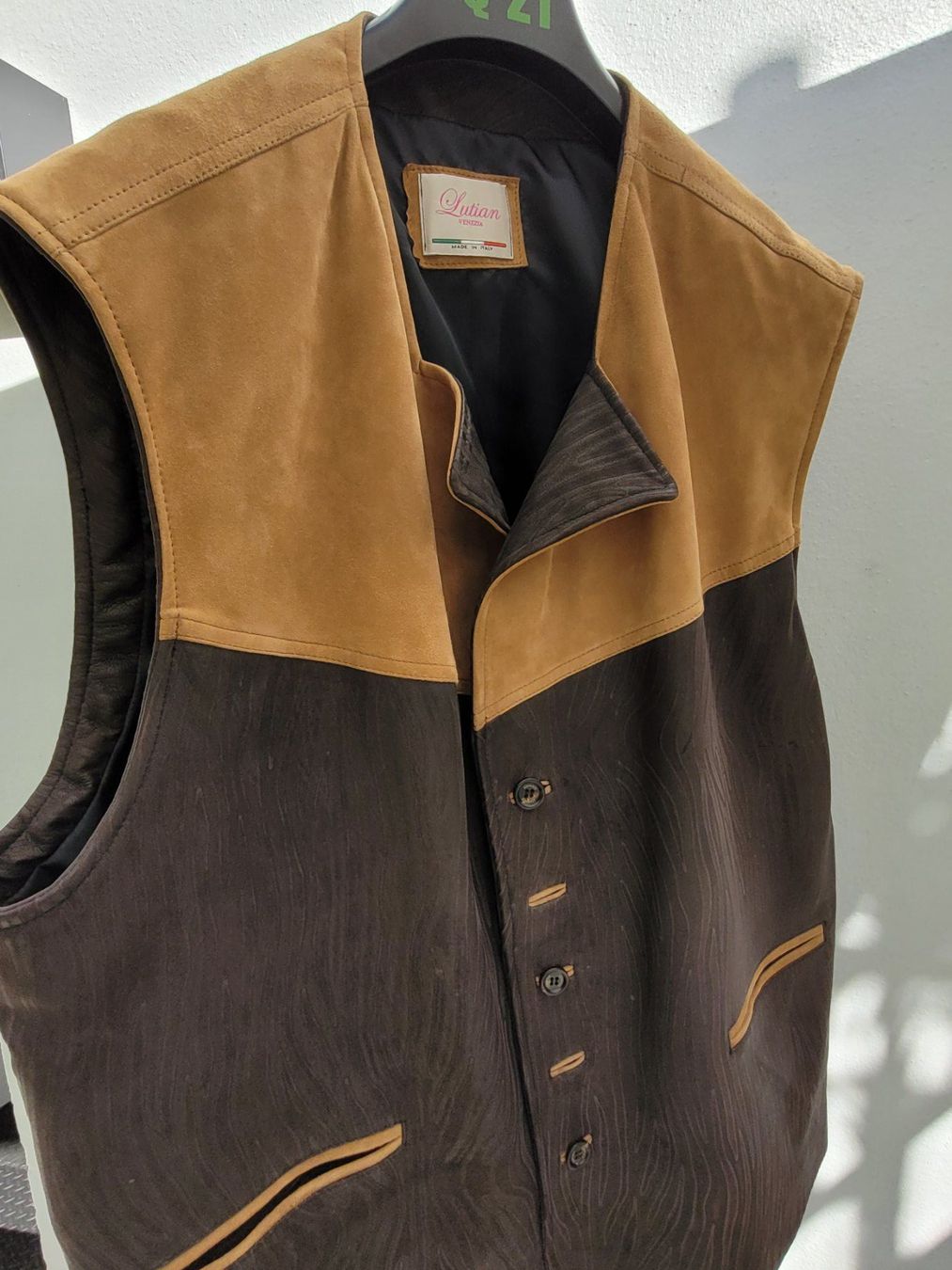 Gilets & Westen: Leder-Gilett – Neu (gemäss Beschreibung) aus Balsthal von Marche 3