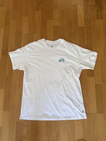 Nike SB T-Shirt weiss Grösse XL Backprint