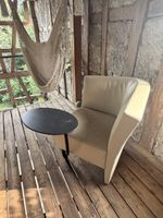 Ledersessel Lounge beige mit Beistelltisch gebraucht