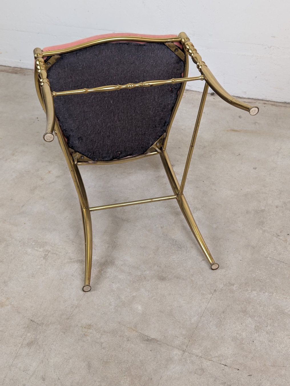 Sedie: Chiavari Stuhl aus Messing mit Samtbezug – Usato da Winterthur venduto da Hint17 5