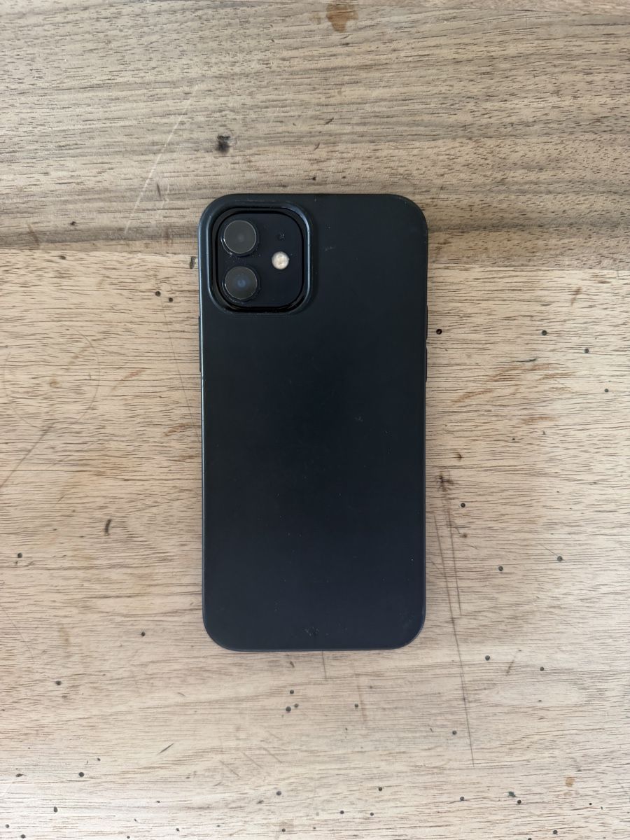 Apple Telefoni cellulari / Smartphones: Apple iPhone 12 schwarz 256GB – Usato da Bassersdorf venduto da Joe_56lh 3
