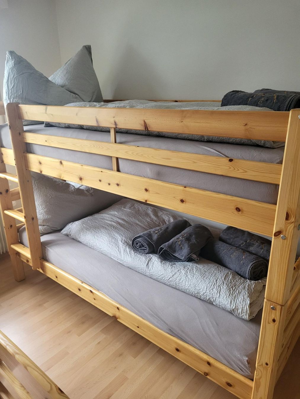 Articoli in legno: Lit superposé – Usato da La Roche FR venduto da jea_v5f8