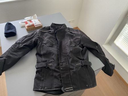 Motorradjacke Büse Grösse 48