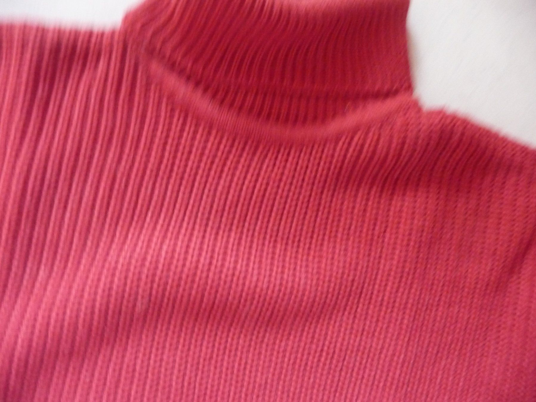Pullover & Sweatshirts: Rollkragenpullover For You rot Grösse XL gebraucht – Gebraucht aus Kirchberg BE von lavendel02 1