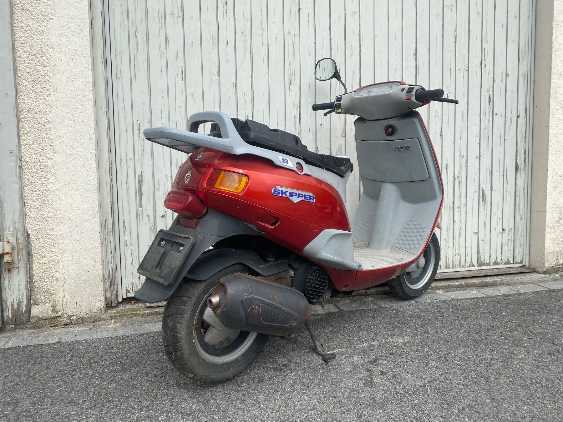 Piaggio Scooters: Piaggio Skipper 125 2 Takt Roller Scooter – Gebraucht aus Wald von  4