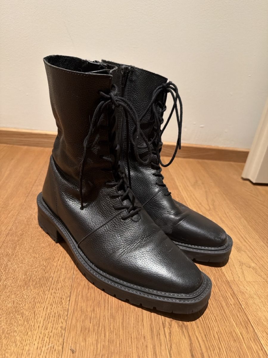 Scarpe da donna: Designer leather modern boots – Nuovo (secondo la descrizione) da Hausen AG venduto da nik_9sg2 1