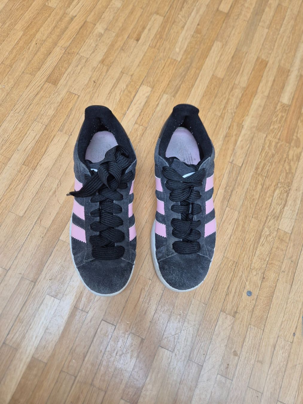 Adidas Scarpe da donna: Adidas Campus, Grösse 40 2/3 – Usato da Wettingen venduto da Lenny15 1