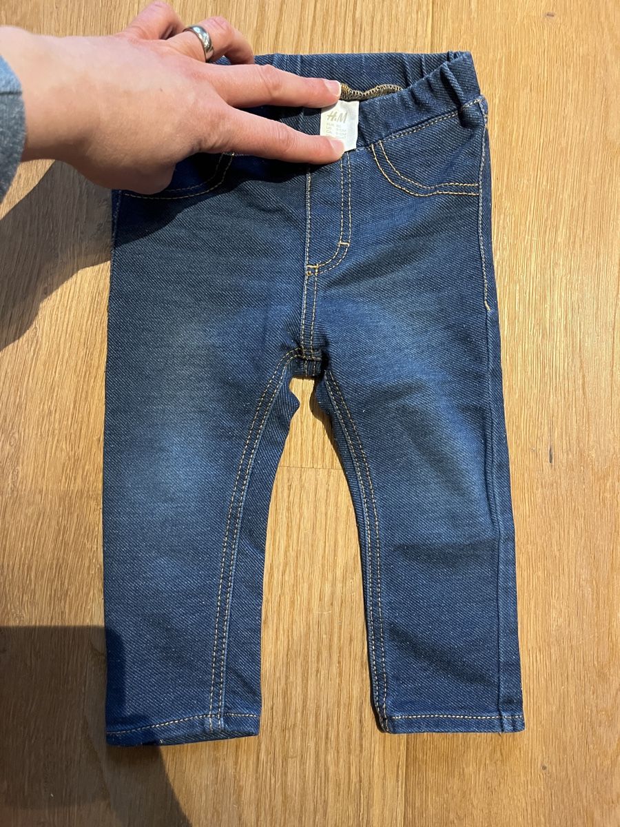 H&M Hosen: Jeggings Gr.80 – Gebraucht aus Schlatt ZH von elocin-88