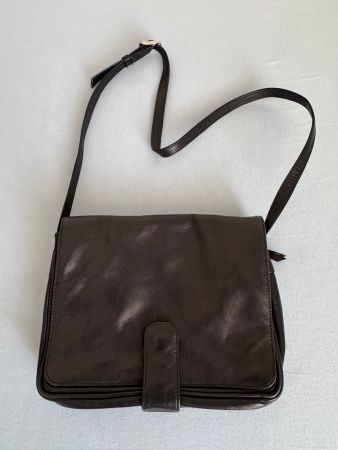 LEDER-HANDTASCHE CA.25x18x8CM, SCHWARZ, ZEITLOS,