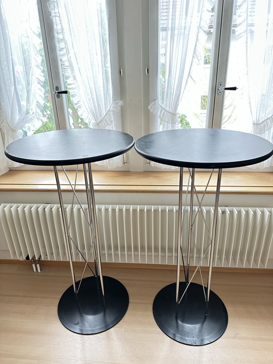 Set di tavolo e panche: Top Design Bistrostehtisch 605mm – Usato da Goldach venduto da toverlani64