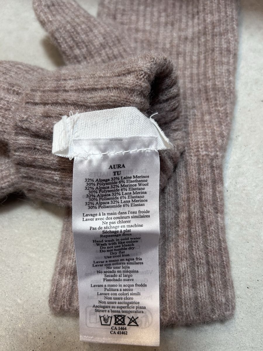 Guanti & manicotti: Handschuhe des petits hauts – Usato da Winterthur venduto da seri_bo 5
