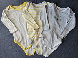 3x Body langarm Gr. 86/92