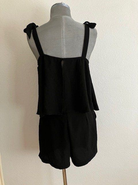 H&M Jumpsuits: Combi-Short H&M T 38 – D'occasion à Marin-Epagnier par rchouchouu 1
