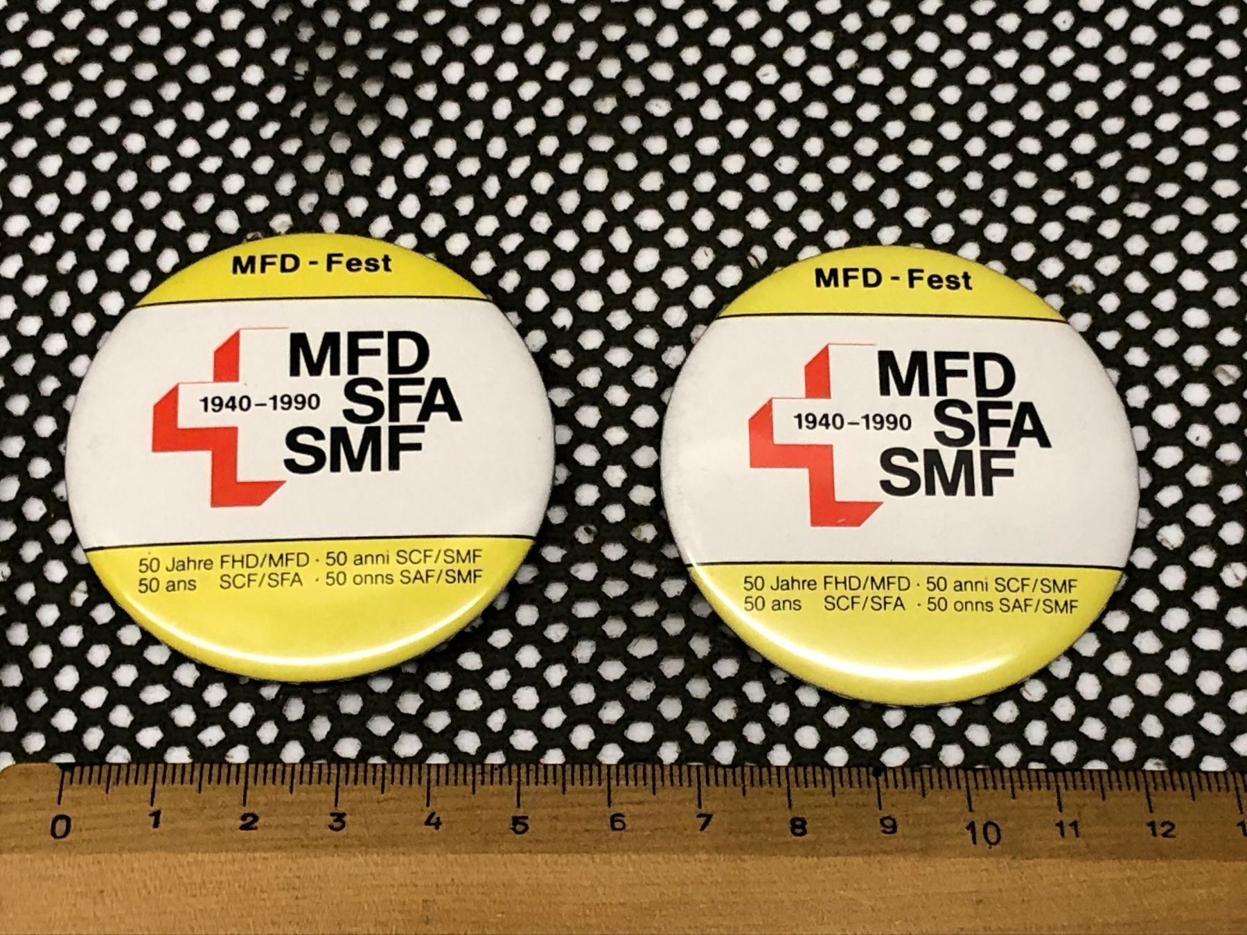 Schweizer Armee Plaketten & Abzeichen: Schweizer Armee Ansteckknopf MFD  Button Militär – Gebraucht aus Madiswil von TEMISO